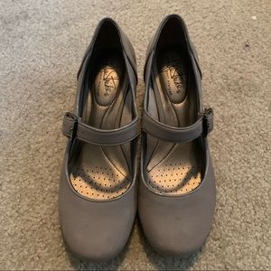 Beige Mary Janes with Kitten Heels